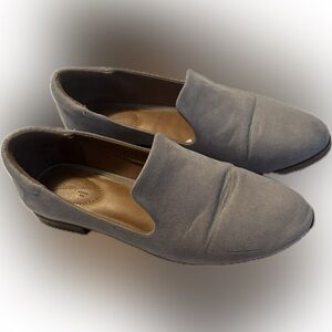 Universal Thread Gray Loafers
